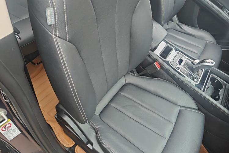 Used BYD Song MAX 2019 1.5T Automatic Smart Connect Prestige Model 6 Seats China V Standard Right Front Seat
