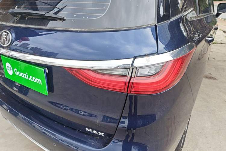 Used BYD Song MAX 2019 1.5T Automatic Smart Connect Prestige Model 6 Seats China V Standard Right Rear Taillight
