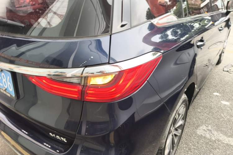 Used BYD Song MAX 2019 1.5T Automatic Smart Connect ZhiLian RuiDong 6-Seater China V Standard Right Rear Taillight