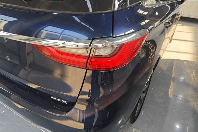 Used BYD Song MAX 2019 1.5T Automatic Smart Connect Ruiyi Sunroof Version 6 Seats China VI Standard Right Rear Taillight