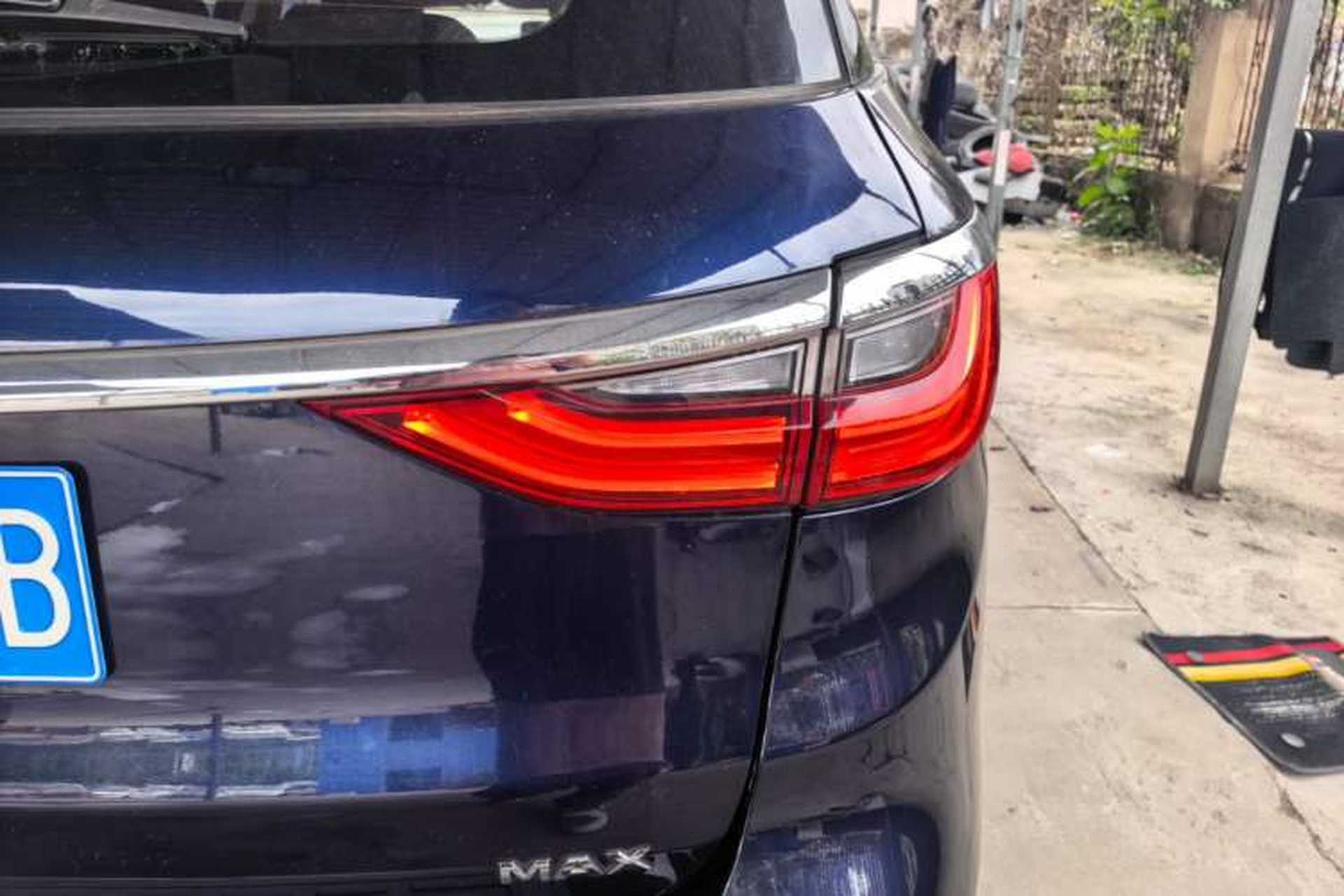 Used BYD Song MAX 2019 1.5T Automatic Smart Connect Ruiyi Sunroof Model 7 Seats China VI Standard Right Rear Taillight
