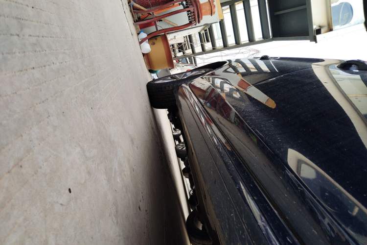 Used BYD Song MAX 2019 1.5T Automatic Smart Connect Ruiyi Sunroof Version 6 Seats China VI Standard Right Side Sill