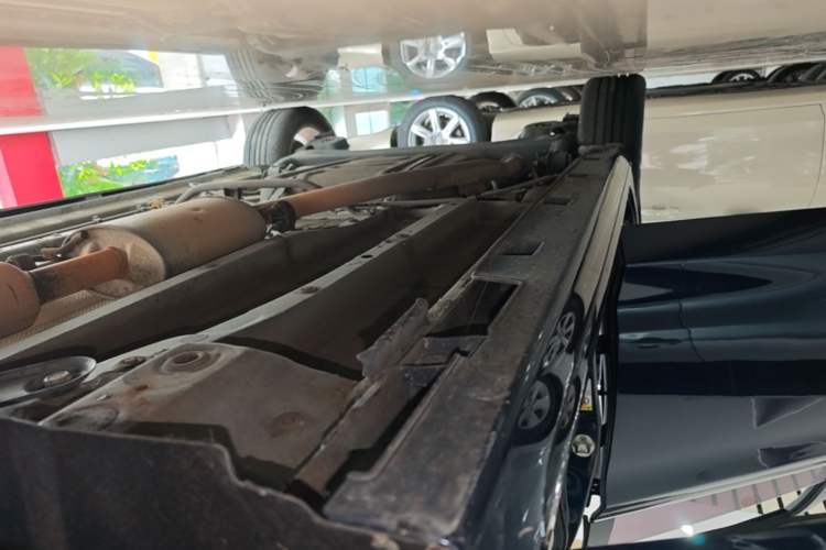 Used BYD Song MAX 2019 1.5T Manual Smart Connect Ruiyi Sunroof Model 7 Seats China VI Standard Right Side Sill