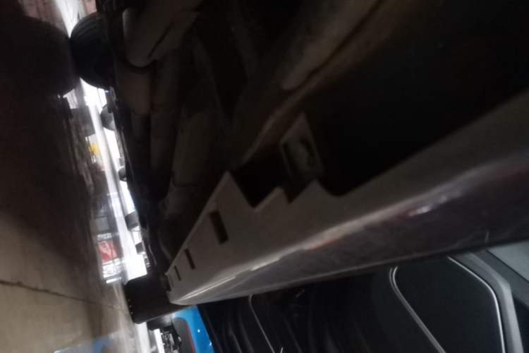 Used BYD Song MAX 2019 1.5T Automatic Smart Connect Ruiyi Model 7 Seats China V Emission Standard Right Side Sill