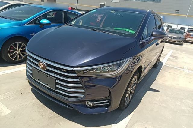 Ojetý BYD Song MAX 2019 1.5T Automatic Smart Connect Ruiyi Sunroof Model 7 Seats China VI Standard