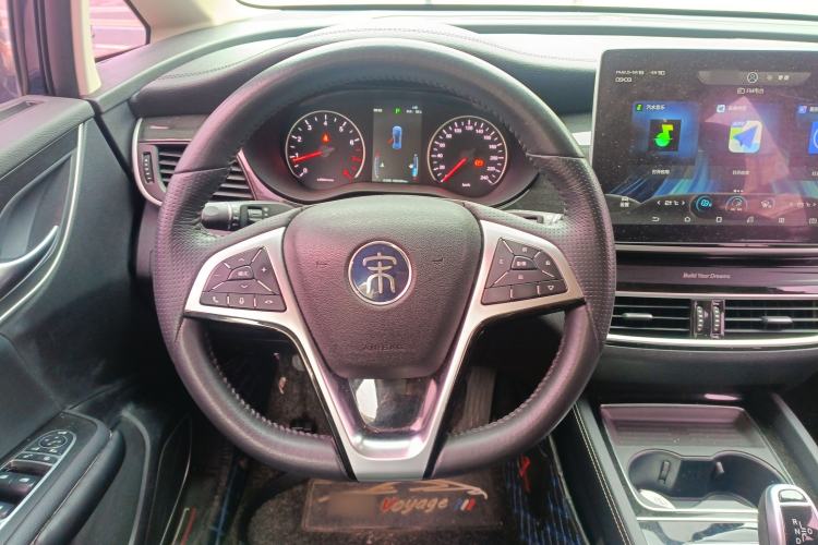 Used BYD Song MAX 2019 1.5T Automatic SmartConnect ZhiLian RuiDong Edition with 6 Seats China VI Standard Steering Wheel
