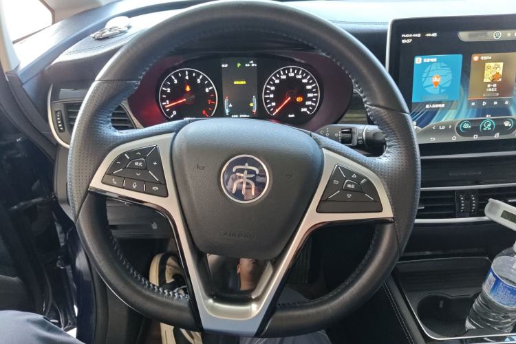 Used BYD Song MAX 2019 1.5T Automatic Smart Connect Prestige Model 6 Seats China VI Standard Steering Wheel