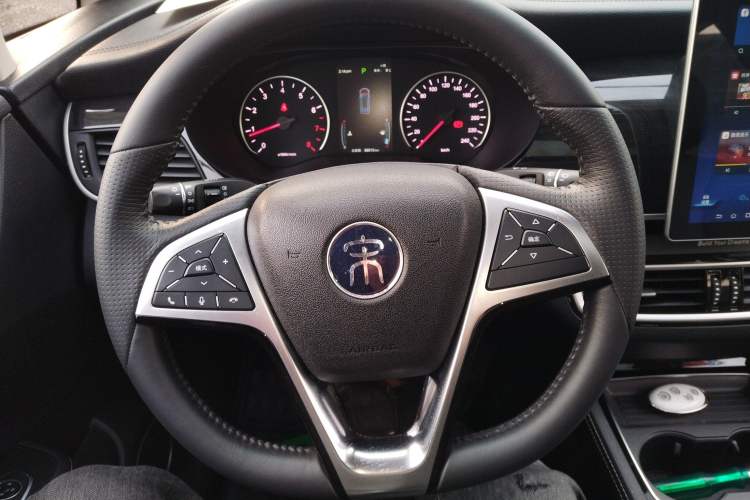Used BYD Song MAX 2019 1.5T Automatic Smart Connect Ruiyi Sunroof Version 6 Seats China VI Standard Steering Wheel
