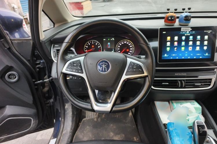 Used BYD Song MAX 2019 1.5T Automatic Smart Connect Ruiyi Sunroof Model 7 Seats China VI Standard Steering Wheel