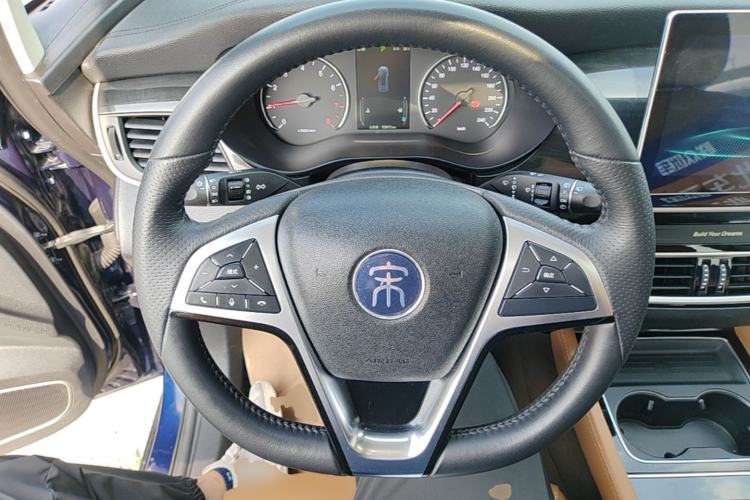 Used BYD Song MAX 2019 1.5T Automatic Smart Connect Ruiyi Model 6-Seater China V Standard Steering Wheel