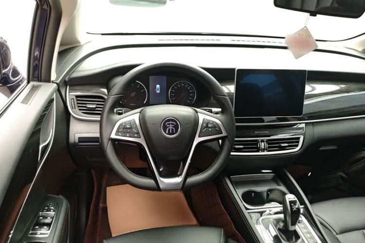 Used BYD Song MAX 2019 1.5T Automatic Smart Connect Ruiyi Sunroof Model 7 Seats China VI Standard Steering Wheel