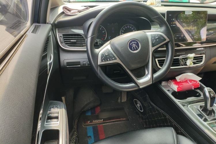 Used BYD Song MAX 2019 1.5T Automatic Smart Connect Ruiyi Sunroof Model 7 Seats China VI Standard Steering Wheel