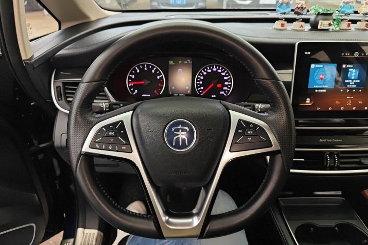 Used BYD Song MAX 2019 1.5T Automatic Smart Connect Ruiyi Sunroof Model 7 Seats China VI Standard Steering Wheel