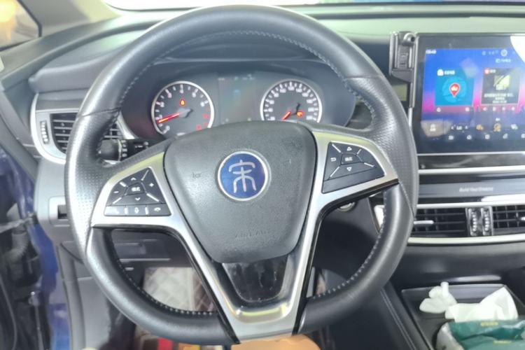 Used BYD Song MAX 2019 1.5T Automatic Smart Connect Ruiyi Sunroof Model 7 Seats China VI Standard Steering Wheel