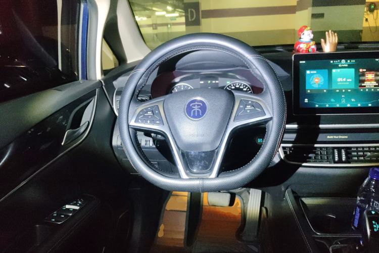 Used BYD Song MAX 2019 1.5T Automatic Smart Connect ZhiLian RuiDong Model 7 Seats China V Emission Standard Steering Wheel