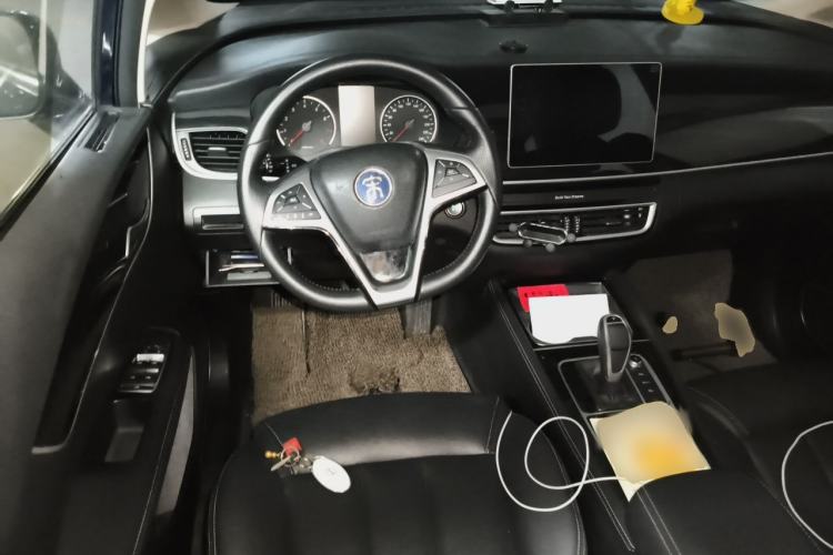 Used BYD Song MAX 2019 1.5T Automatic Smart Connect Ruiyi Sunroof Model 7 Seats China VI Standard Steering Wheel
