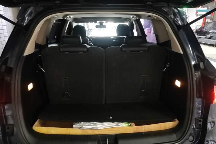 Used BYD Song MAX 2019 1.5T Automatic Smart Connect Ruiyi Sunroof Model 7 Seats China VI Standard Trunk