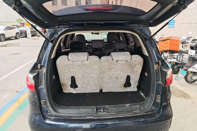 Used BYD Song MAX 2019 1.5T Automatic Smart Connect Luxe Model 7 Seats China VI Standard Trunk