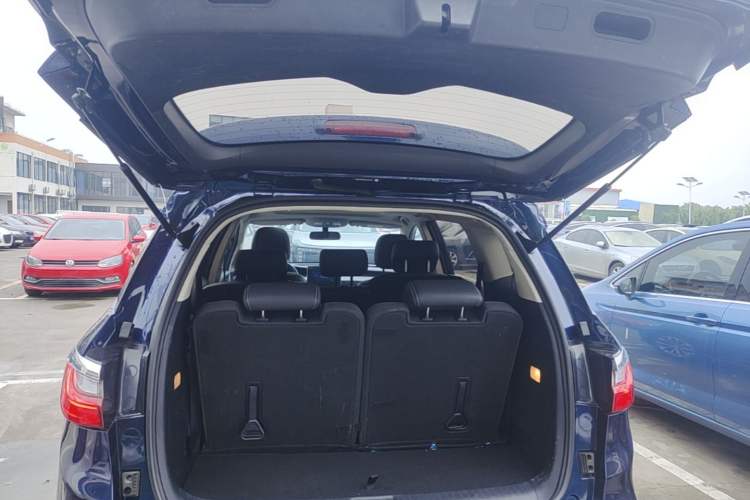 Used BYD Song MAX 2019 1.5T Automatic Smart Connect Ruiyi Sunroof Model 7 Seats China VI Standard Trunk