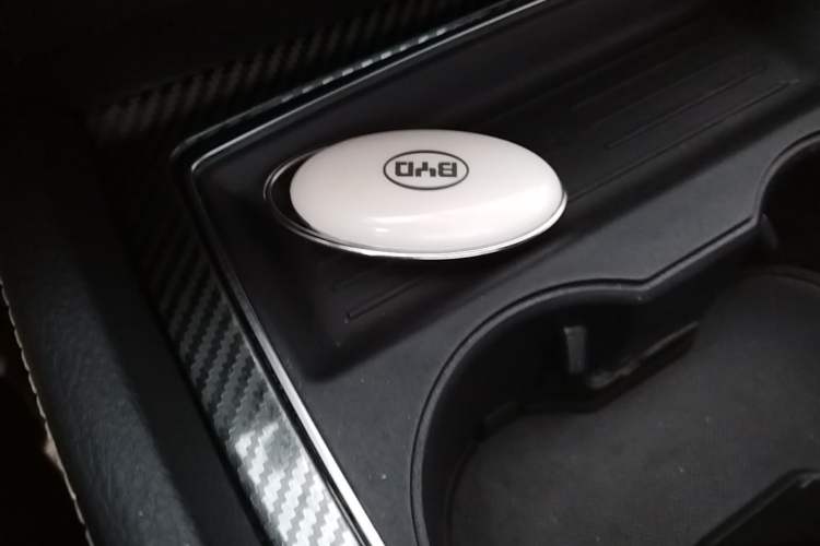 Used BYD Song MAX 2019 1.5T Automatic Smart Connect Prestige 7-Seater China V Standard Vehicle Key