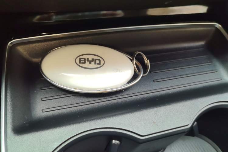 Used BYD Song MAX 2019 1.5T Automatic Smart Connect Ruiyi Sunroof Model 7 Seats China VI Standard Vehicle Key