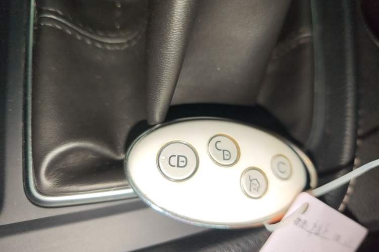 Used BYD Song MAX 2019 1.5T Manual Smart Connect Ruiyi Sunroof Model 7 Seats China VI Standard Vehicle Key