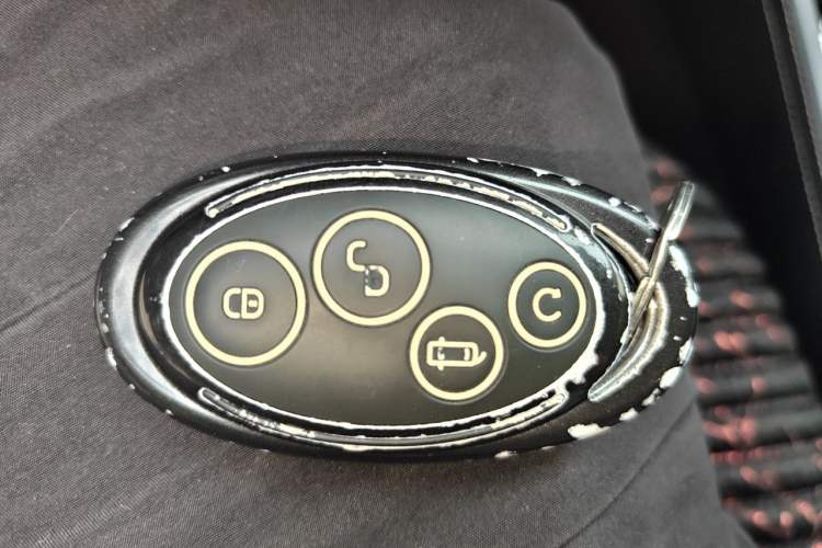 Used BYD Song MAX 2019 1.5T Automatic Smart Connect Ruiyi Sunroof Model 7 Seats China V Emission Standard Vehicle Key