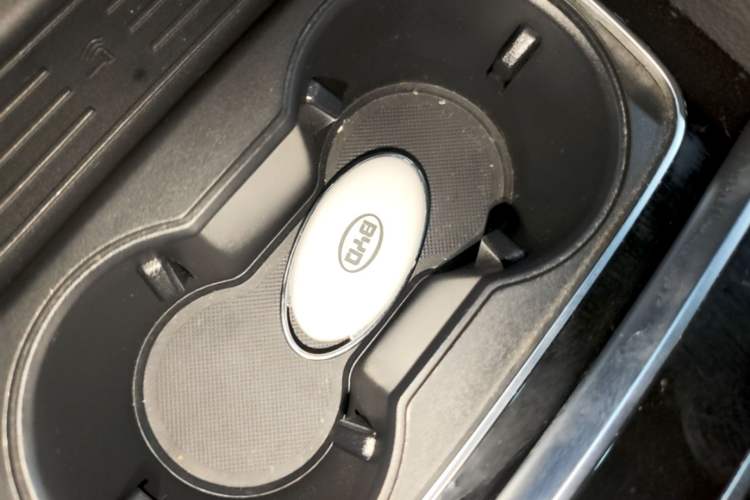 Used BYD Song MAX 2019 1.5T Automatic SmartConnect ZhiLian RuiDong Edition with 6 Seats China VI Standard Vehicle Key
