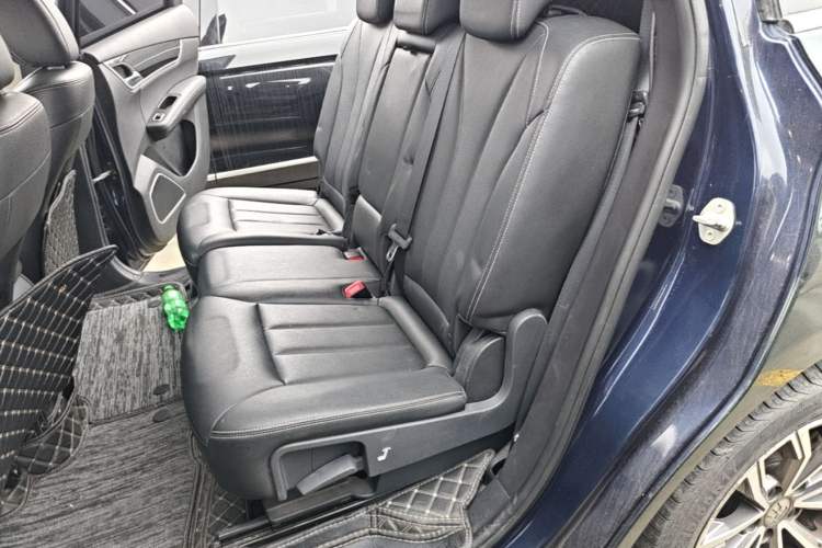 Used BYD Song MAX 2019 1.5T Automatic Smart Connect Prestige 7-Seater China V Standard Left Rear Seat