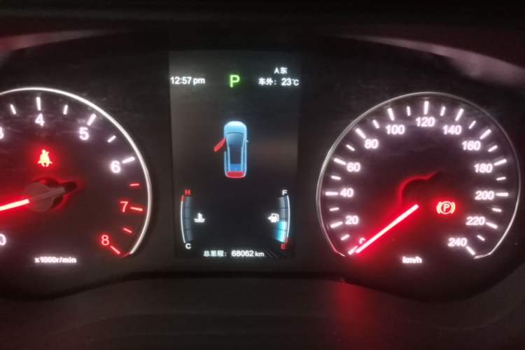 Used BYD Song MAX 2019 1.5T Automatic Smart Connect Ruiyi Sunroof Model 7 Seats China VI Standard Instrument Cluster