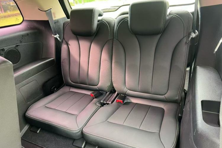 Used BYD Song MAX 2019 1.5T Automatic Smart Connect Ruiyi Sunroof Model 7 Seats China VI Standard Interior 2