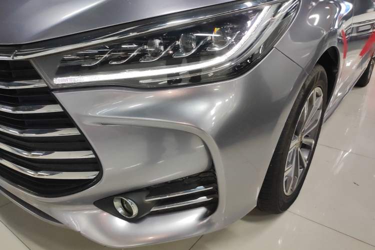 Used BYD Song MAX 2019 1.5T Automatic Smart Connect ZhiLian RuiDong Model 7 Seats China V Emission Standard Left Front Headlight
