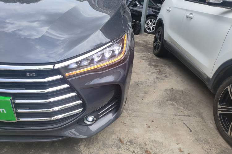 Used BYD Song MAX 2019 1.5T Automatic Smart Connect Ruiyi Sunroof Model 7 Seats China VI Standard Left Front Headlight