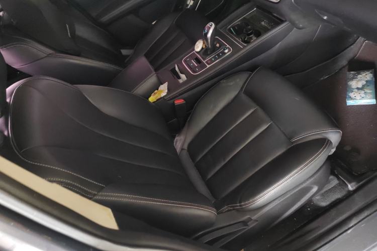 Used BYD Song MAX 2019 1.5T Automatic Smart Connect Ruiyi Sunroof Model 7 Seats China VI Standard Right Front Seat