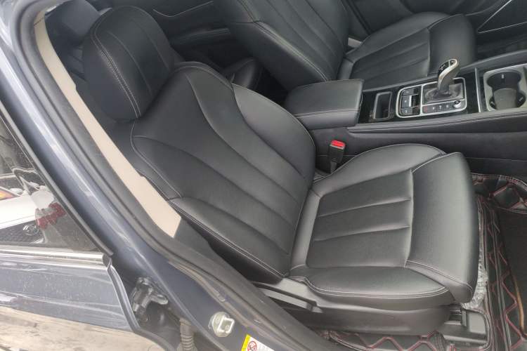 Used BYD Song MAX 2019 1.5T Automatic Smart Connect Ruiyi Sunroof Model 7 Seats China VI Standard Right Front Seat