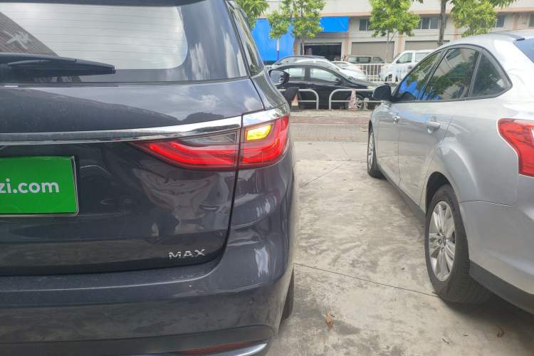 Used BYD Song MAX 2019 1.5T Automatic Smart Connect Ruiyi Sunroof Model 7 Seats China VI Standard Right Rear Taillight
