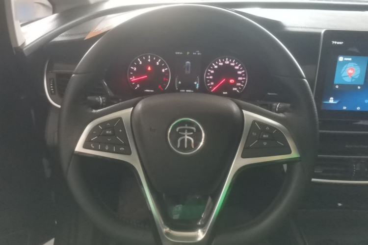 Used BYD Song MAX 2019 1.5T Automatic Smart Connect Ruiyi Sunroof Model 7 Seats China VI Standard Steering Wheel