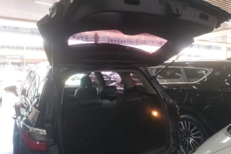 Used BYD Song MAX 2019 1.5T Automatic Smart Connect Ruiyi Sunroof Model 7 Seats China VI Standard Trunk