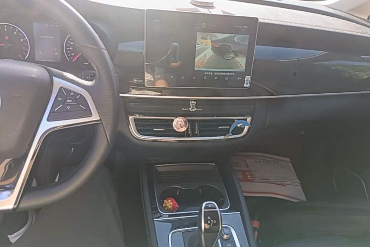 Used BYD Song MAX 2019 1.5T Automatic Smart Connect Ruiyi Sunroof Model 7 Seats China VI Standard Audio And AC Panel