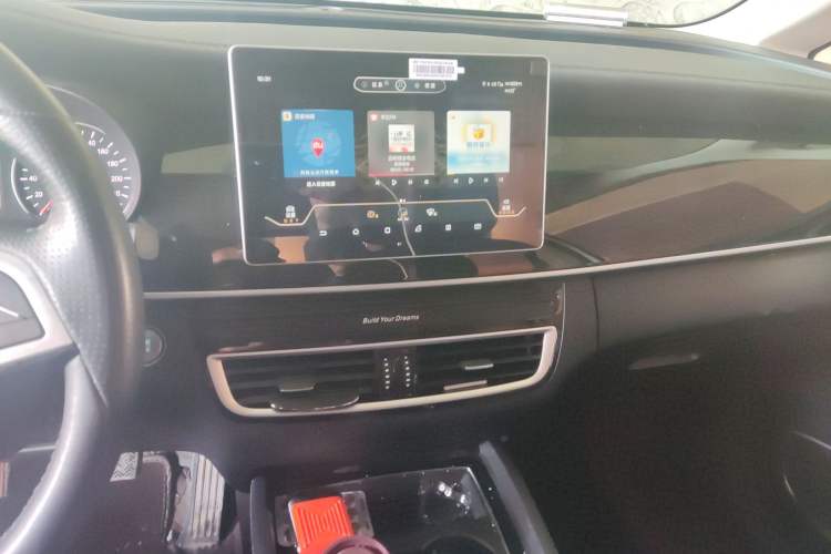 Used BYD Song MAX 2019 1.5T Automatic Smart Connect Ruiyi Sunroof Version 6 Seats China VI Standard Audio And AC Panel