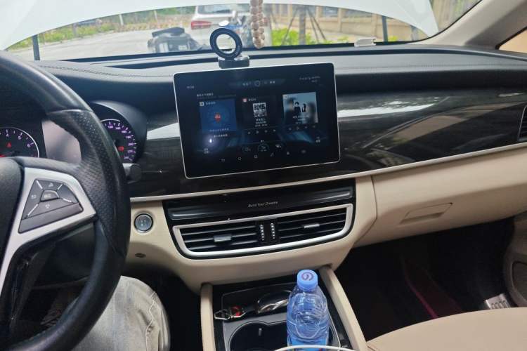 Used BYD Song MAX 2019 1.5T Automatic Smart Connect Ruiyi Model 7 Seats China V Emission Standard Audio And AC Panel