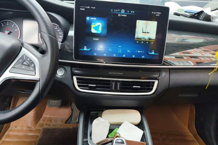 Used BYD Song MAX 2019 1.5T Automatic Smart Connect ZhiLian RuiDong 6-Seater China V Standard Audio And AC Panel