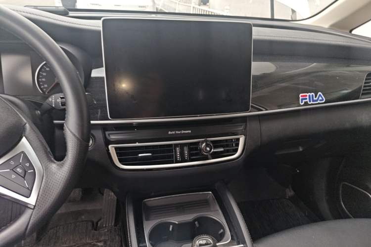 Used BYD Song MAX 2019 1.5T Automatic Smart Connect Prestige Model 6 Seats China VI Standard Audio And AC Panel