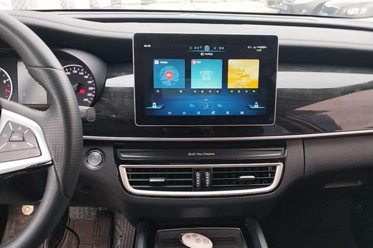 Used BYD Song MAX 2019 1.5T Automatic Smart Connect Ruiyi Sunroof Model 7 Seats China VI Standard Audio And AC Panel