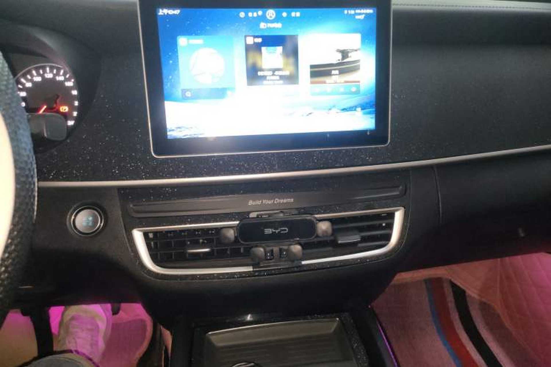 Used BYD Song MAX 2019 1.5T Automatic Smart Connect Ruiyi Sunroof Model 7 Seats China VI Standard Audio And AC Panel