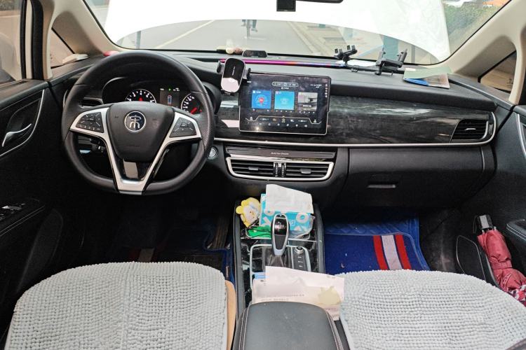 Used BYD Song MAX 2019 1.5T Automatic Smart Connect Ruiyi Model 7 Seats China V Emission Standard Center Console