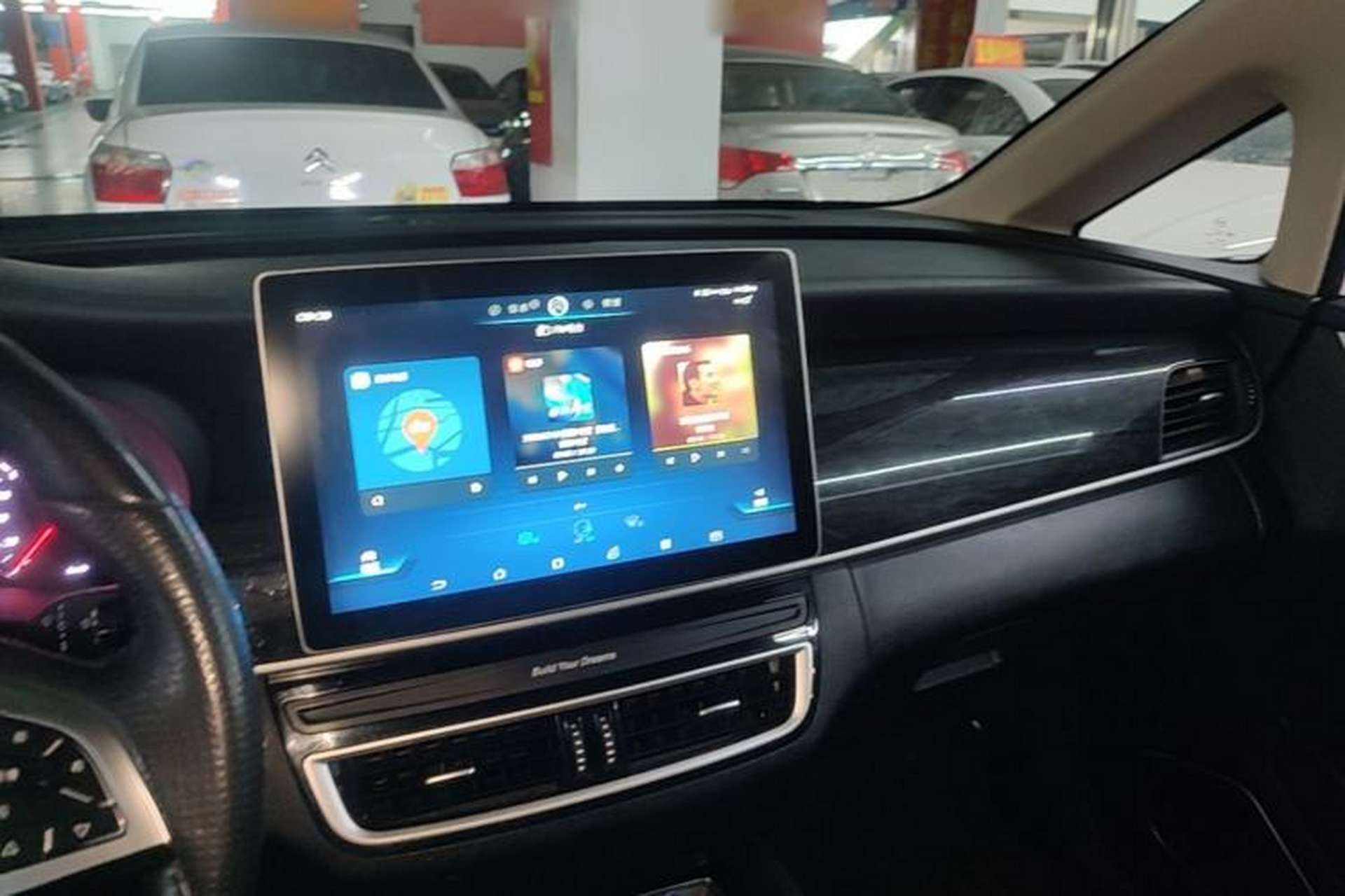 Used BYD Song MAX 2019 1.5T Automatic Smart Connect ZhiLian RuiDong 6 Seats China VI Standard Center Console