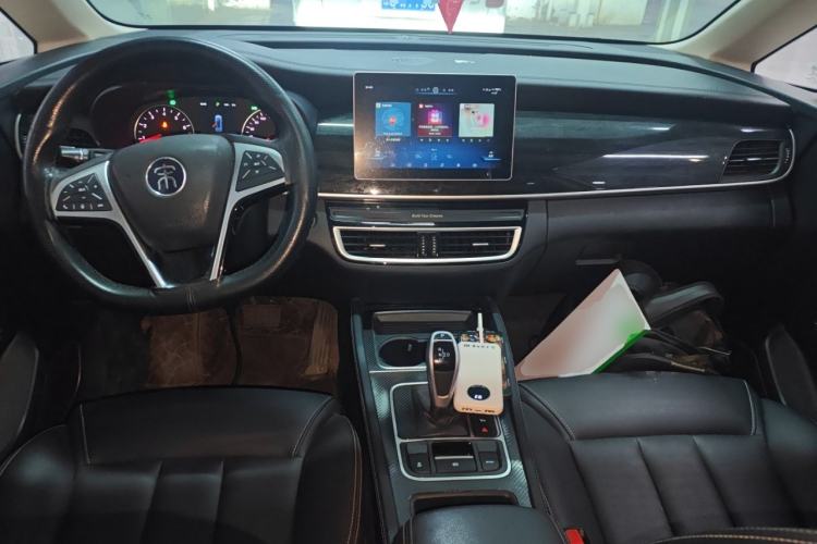 Used BYD Song MAX 2019 1.5T Automatic Smart Connect Ruiyi Sunroof Version 6 Seats China VI Standard Center Console