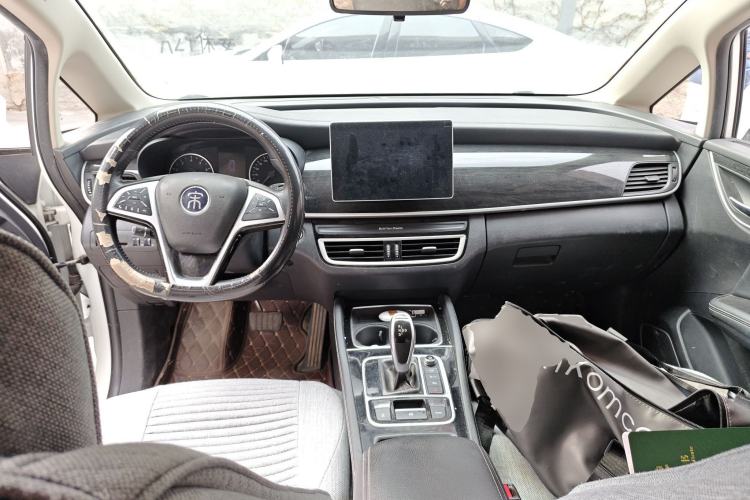 Used BYD Song MAX 2019 1.5T Automatic Smart Connect Ruiyi Model 7 Seats China V Emission Standard Center Console
