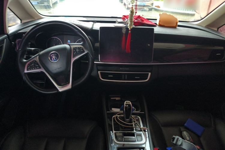 Used BYD Song MAX 2019 1.5T Automatic Smart Connect ZhiLian RuiDong 6-Seater China V Standard Center Console